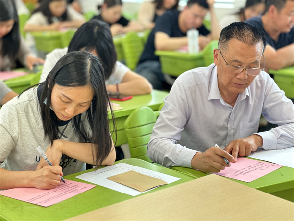 8aef32f7f875aa8136dfcf0c55816daf.jpg 8aef32f7f875aa8136dfcf0c55816daf.jpg