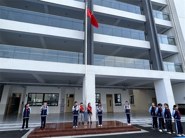 7A6A4FAF31623F65A56ECC909D4AE52D.png 7A6A4FAF31623F65A56ECC909D4AE52D.png