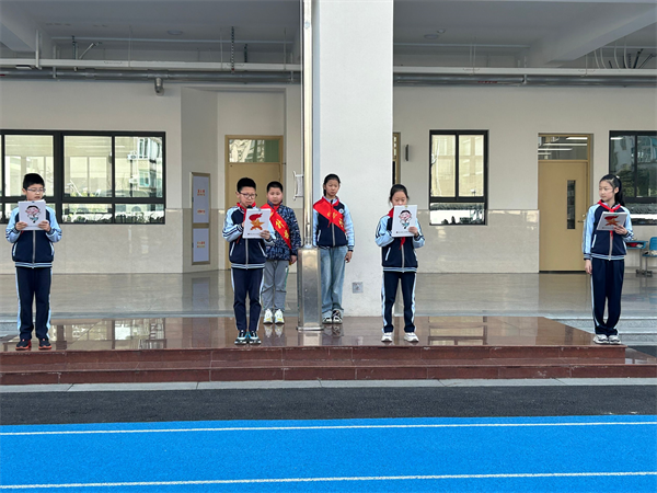 1AF8BCC18097C7391180AC2DCF55DC9E.png 1AF8BCC18097C7391180AC2DCF55DC9E.png