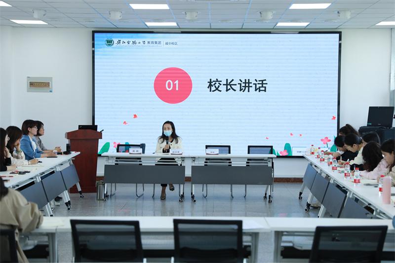 296A1566.JPG 296A1566.JPG